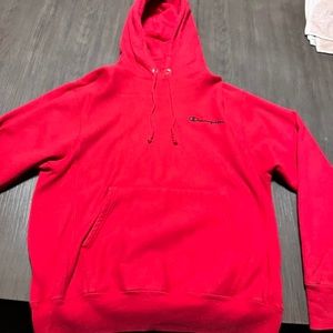 RED REVERSE WEEVE CHAMPION HOODIE